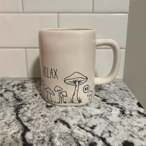 Rae Dunn ‘Relax’ Mushroom Mug